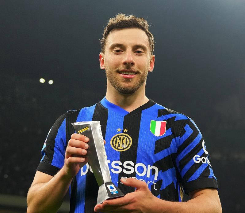 国米客场逆转佛罗伦萨，成功夺回胜利